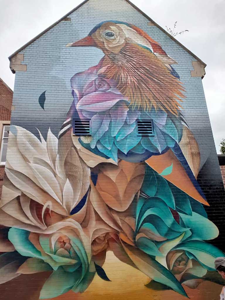 Photo of mural by Curtis Hylton at Netherton Court, Worcester